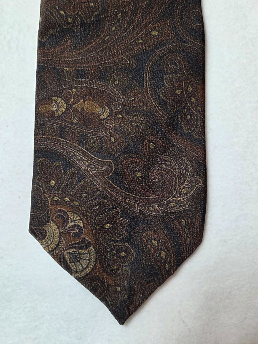 Vintage Claiborne Brown Black Paisley Silk Tie Made in USA